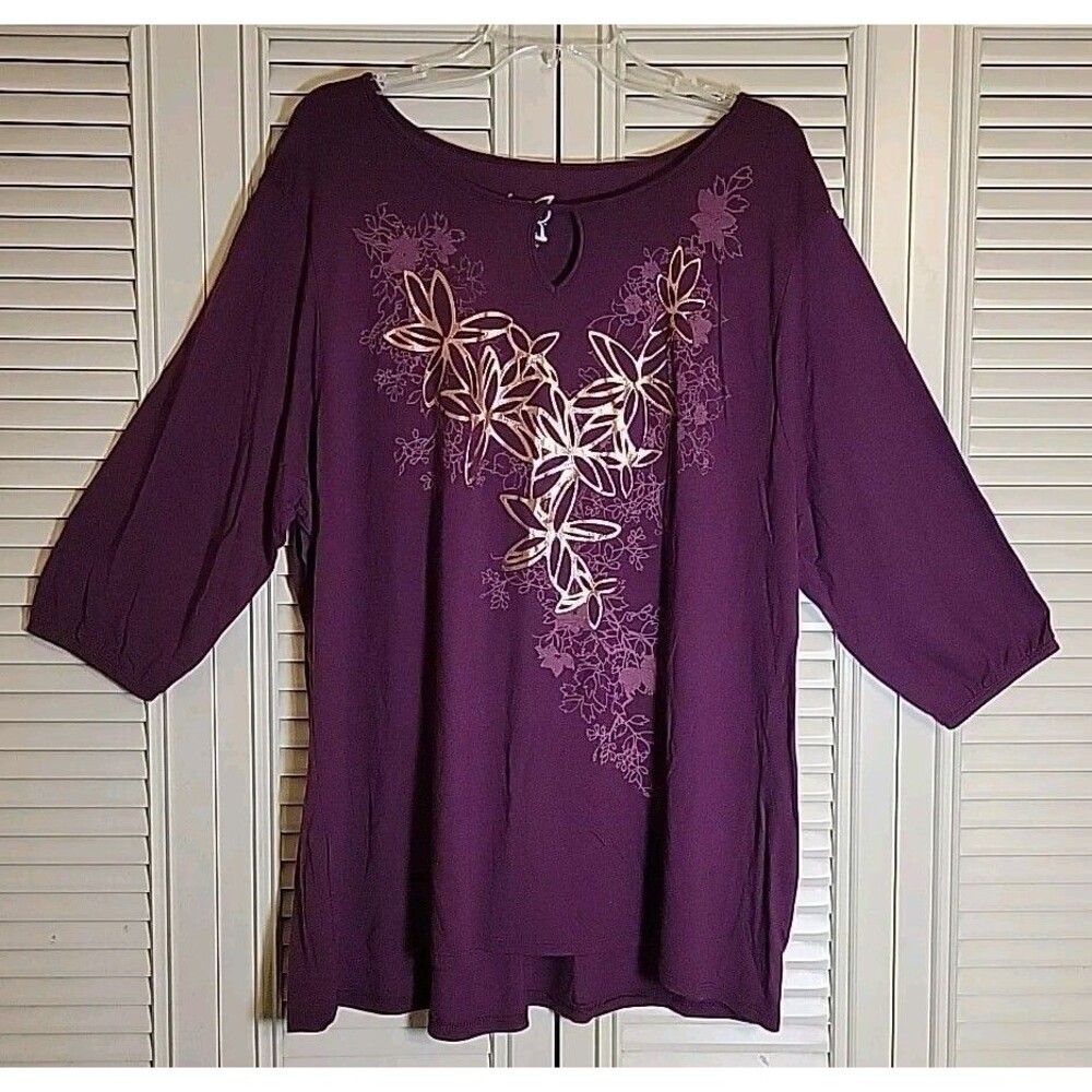 Just My Size Rose Gold Metallic Floral Print on Purple Top 3X (22W/24W) Keyhole